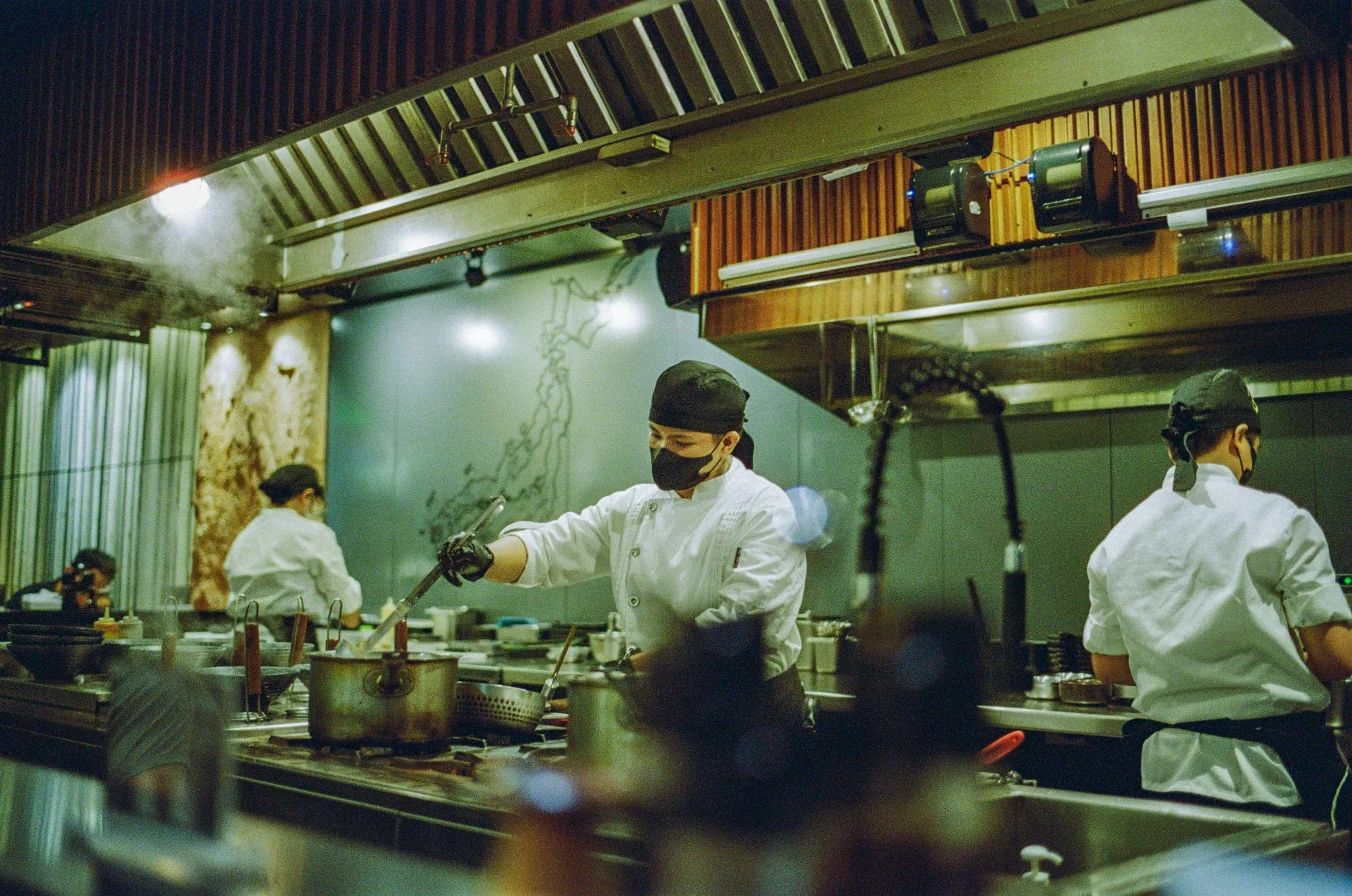 Hospitality Training on the Line: Front-of-House & Back-of-House