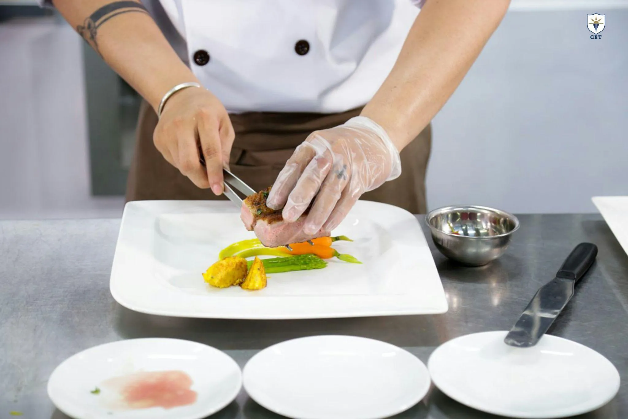How Training Affects Retention, Upselling, Compliance, and Guest Reviews in Hospitality